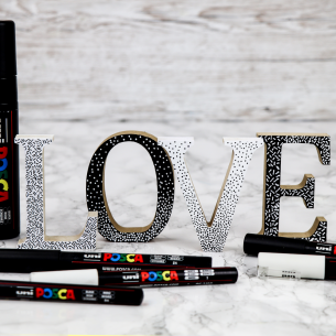 POSCA Marker Assorted Black Set (8pc) POSCA Marker Assorted Black Set (8pc)