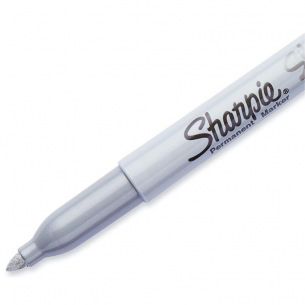 Fine Metallic Silver Marker