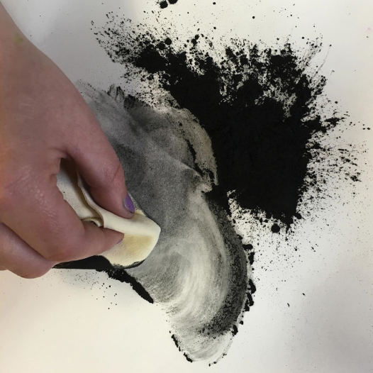 Artists' Willow Charcoal Powder (125ml) Artists' Willow Charcoal Powder (125ml)