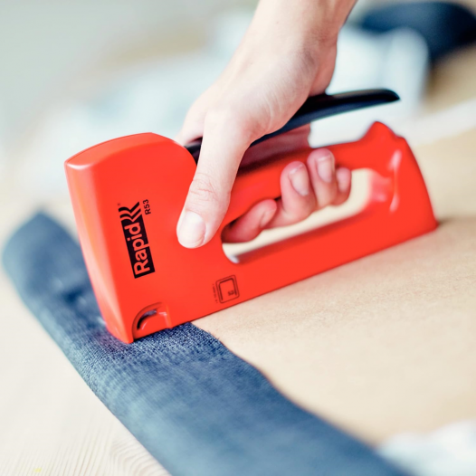 R53 Staple Gun R53 Staple Gun