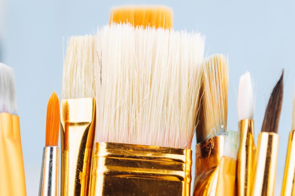 Everything you Wanted to Know About Artist Paint Brushes